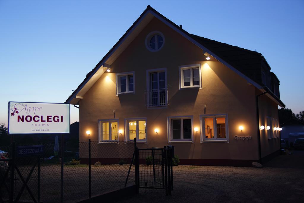 Noclegi Agape Płonia Esterno foto