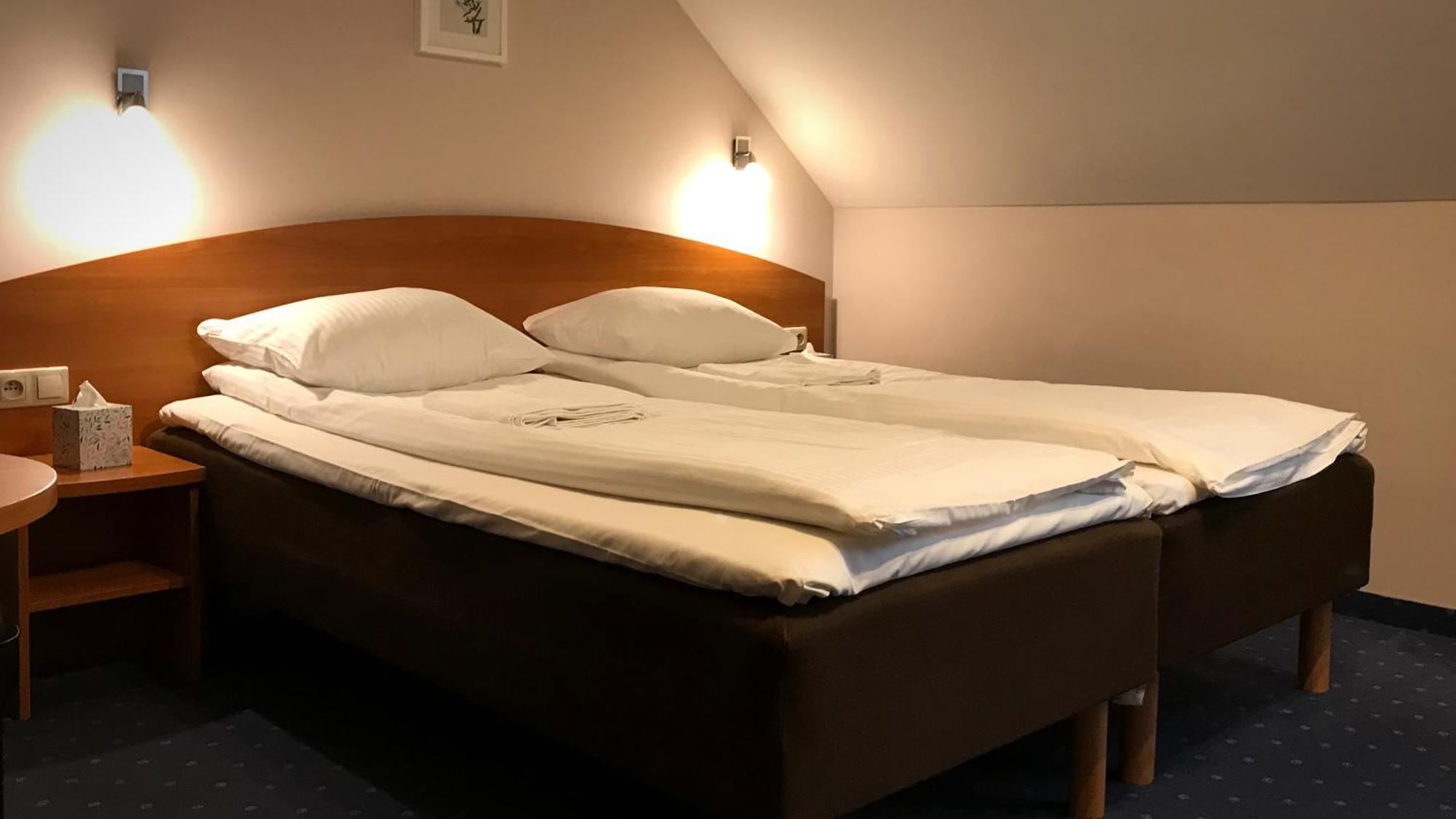 Noclegi Agape Płonia Esterno foto